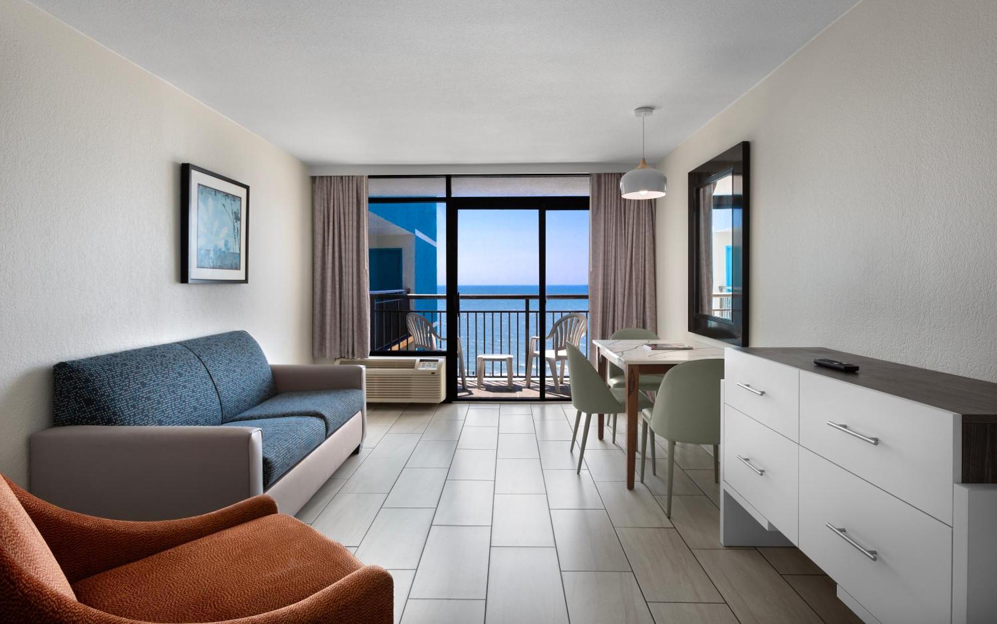 Captain's Quarters 2* Myrtle Beach